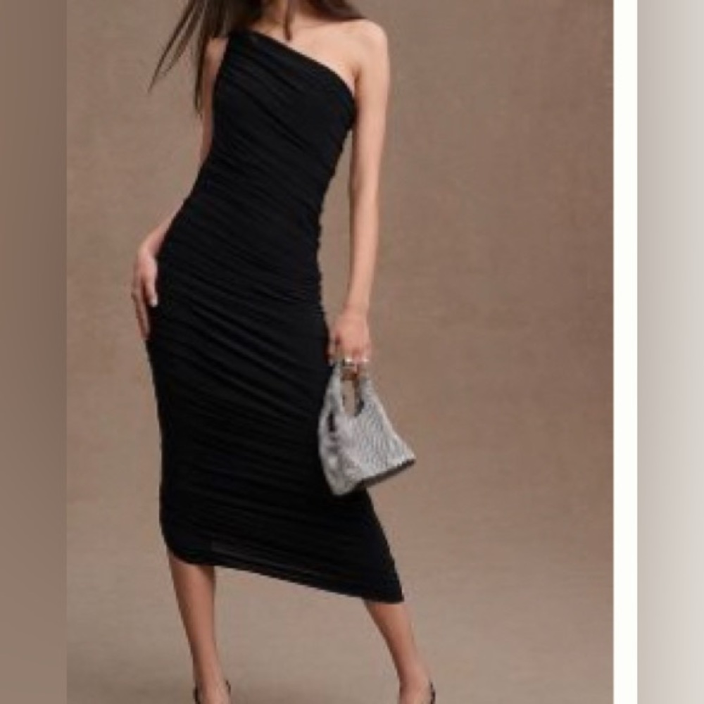 Norma Kamali black dress, one shoulder, ruched, size L